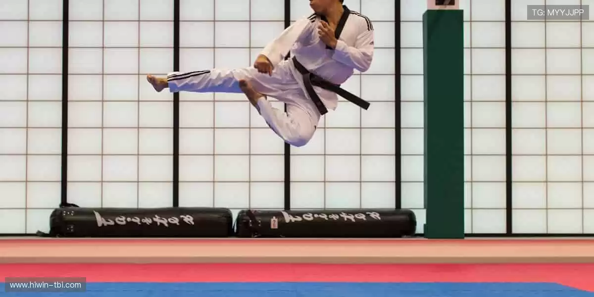 🔥巅峰对决，见证荣耀时刻！⚽️